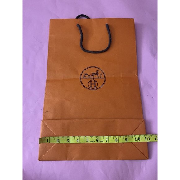 Hermes Paper Reusable Shopping Bag Gift Orange 17" x 11 " x 4" - Picture 6 of 7